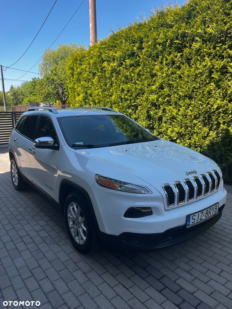 Jeep Cherokee - 1