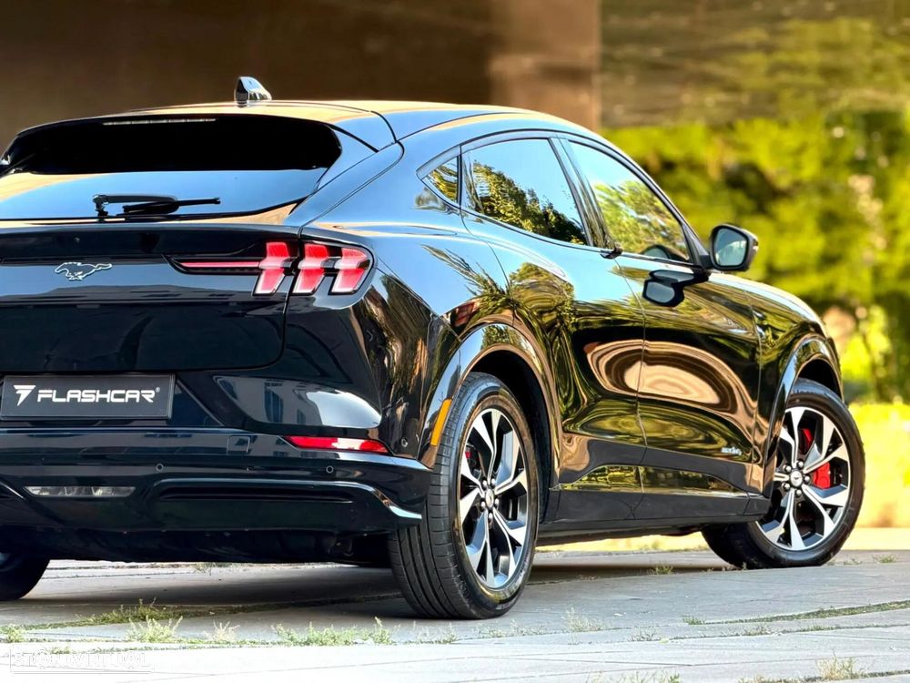 Ford Mustang Mach-E - 52