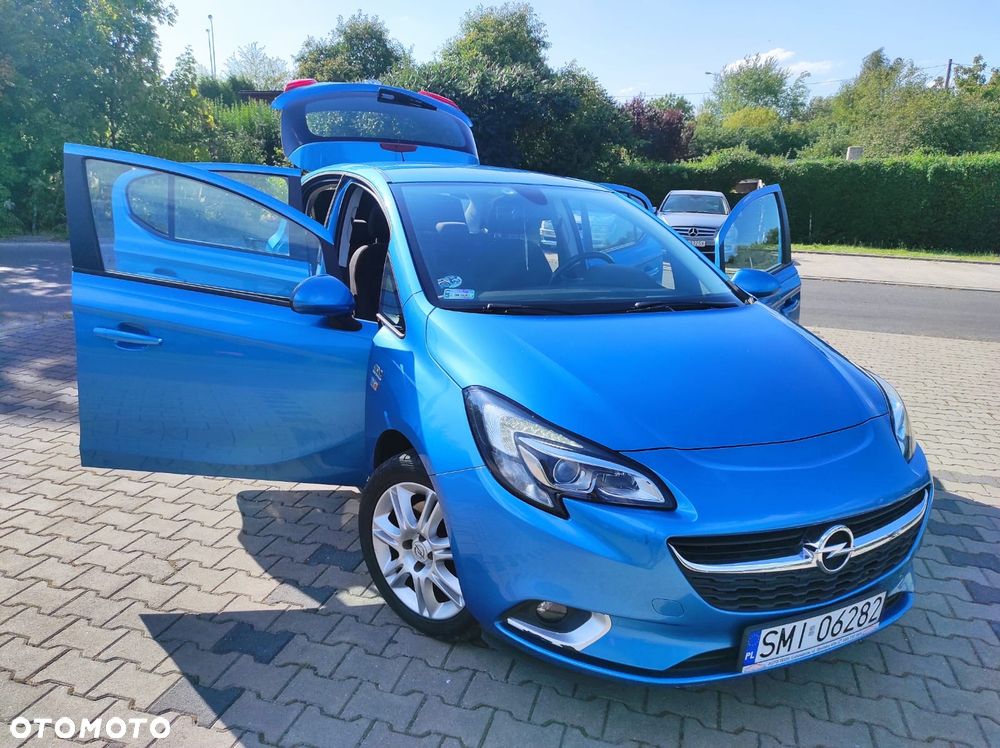 Opel Corsa 1.4 T Cosmo S&S - 24