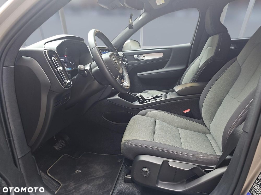 Volvo XC 40 - 9