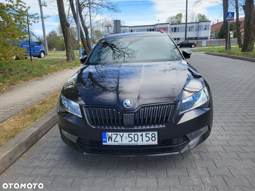 Skoda Superb 2.0 TDI 4x4 DSG Sportline - 10