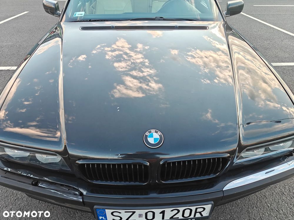 BMW Seria 7 - 10