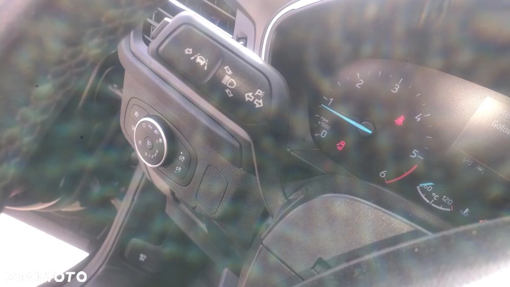 Ford Focus 2.0 EcoBlue Titanium Business - 17