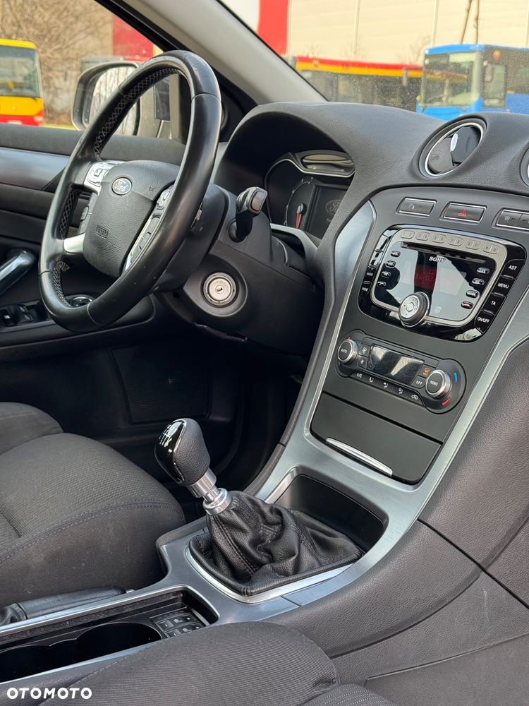Ford Mondeo 2.0 TDCi Black Magic - 17