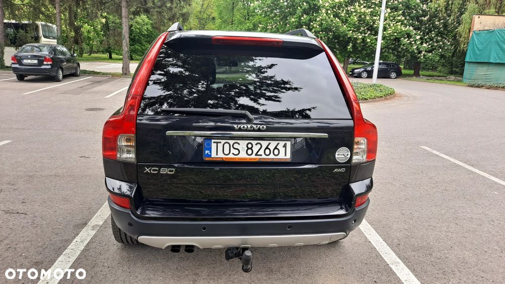 Volvo XC 90 - 9