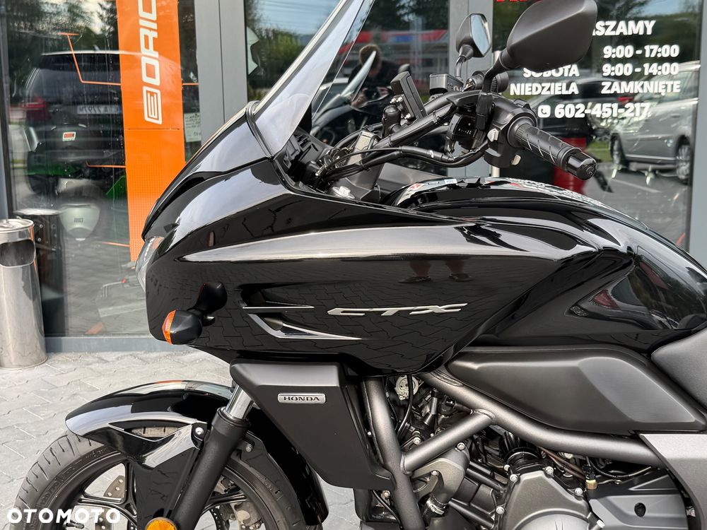 Honda CTX - 32