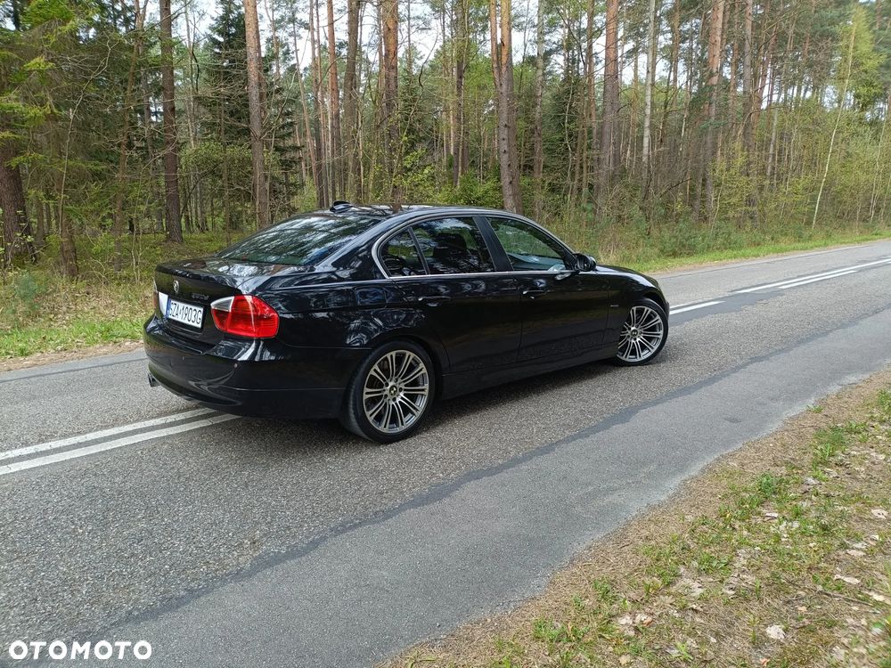 Skoda RAPID 1.2 TSI Active - 16