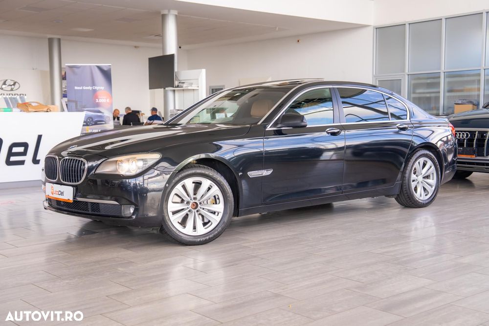 BMW Seria 7 750Li xDrive Aut. - 6