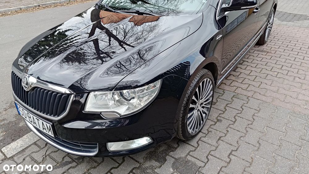 Skoda Superb 2.0 TDI L&K DSG - 2