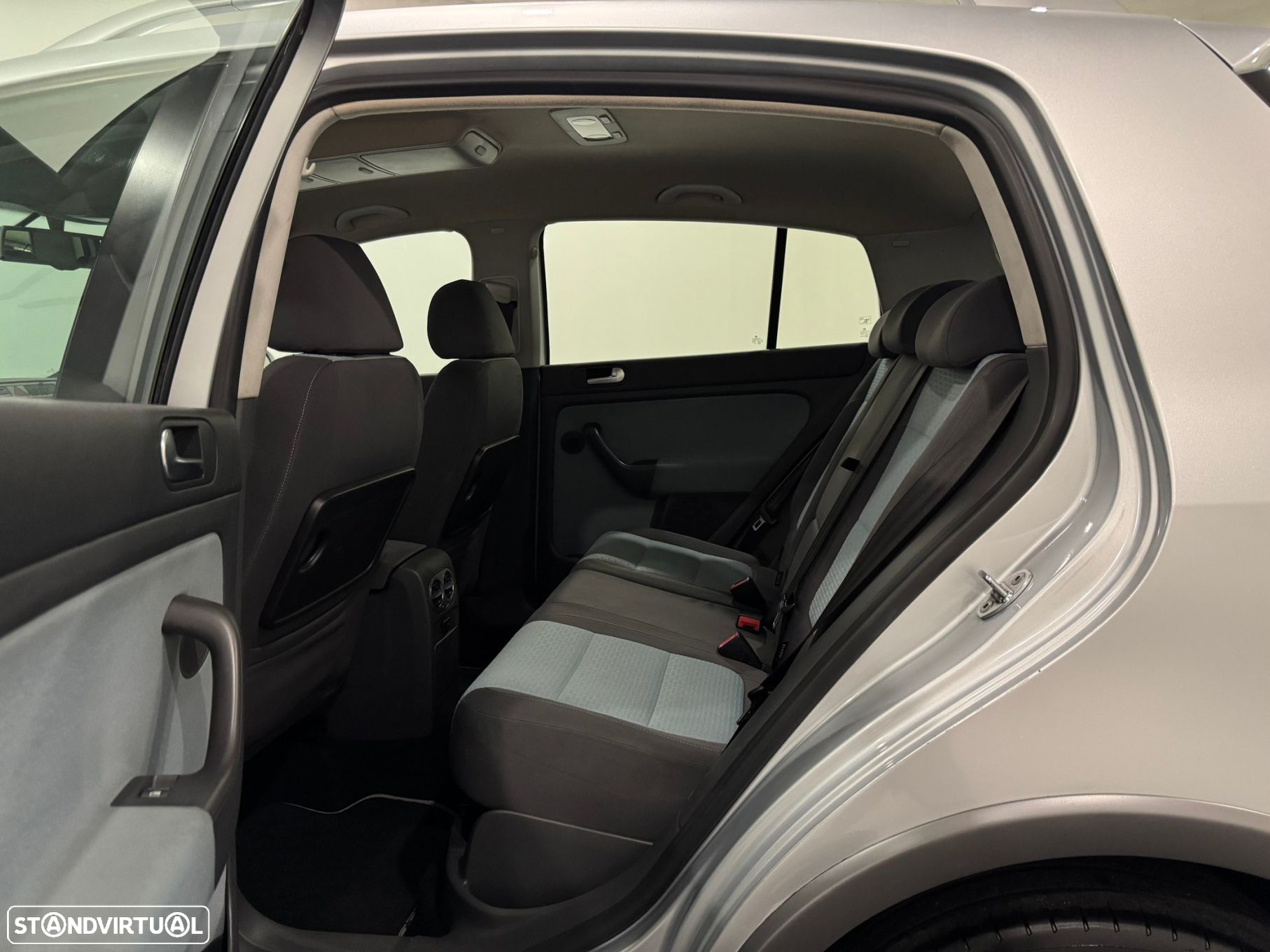VW Golf 1.9 TDi Confortline - 36