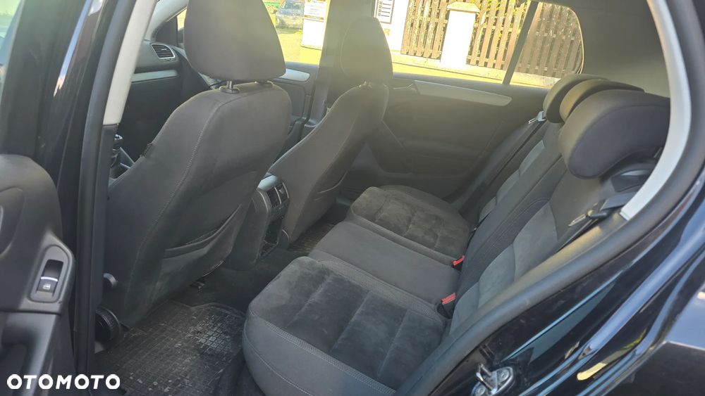 Volkswagen Golf - 17
