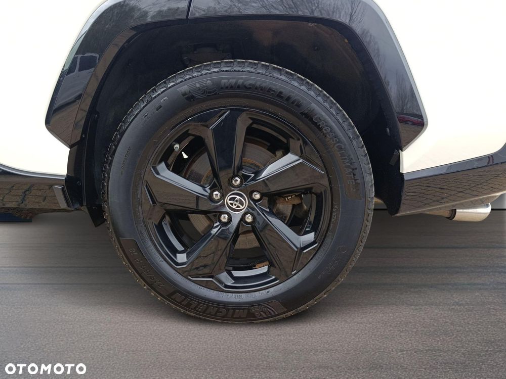 Toyota RAV4 - 22