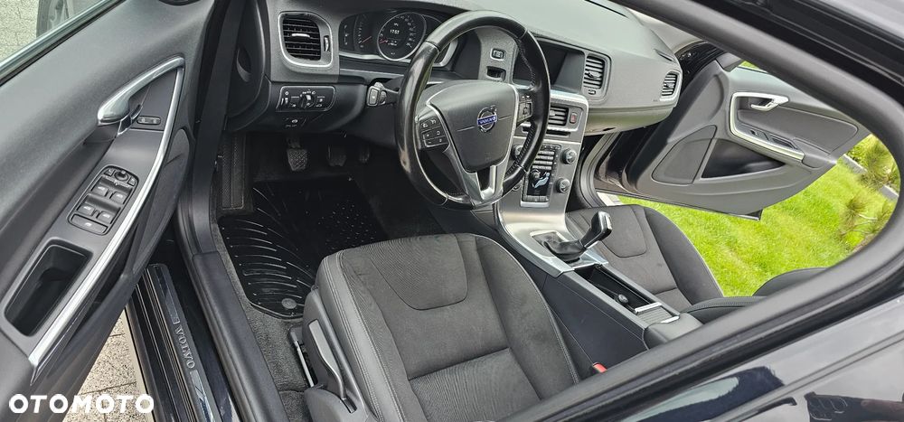 Volvo V60 - 38