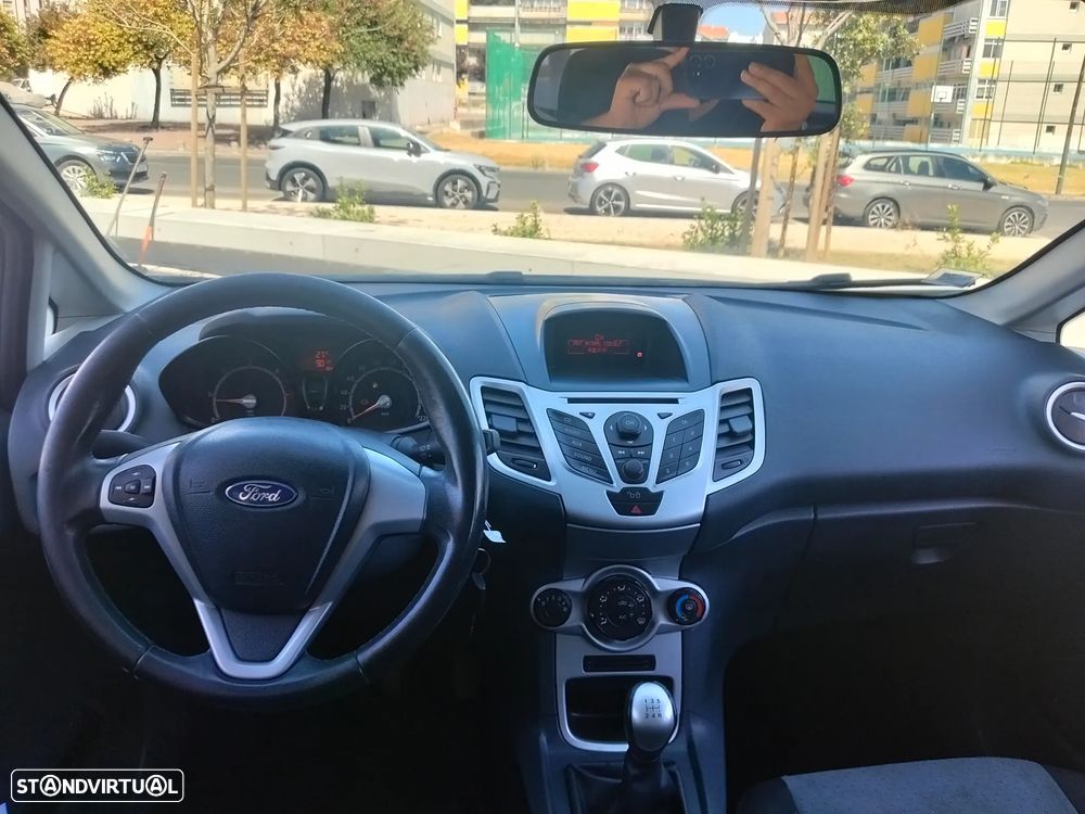 Ford Fiesta 1.4 TDCI Techno 104g - 7