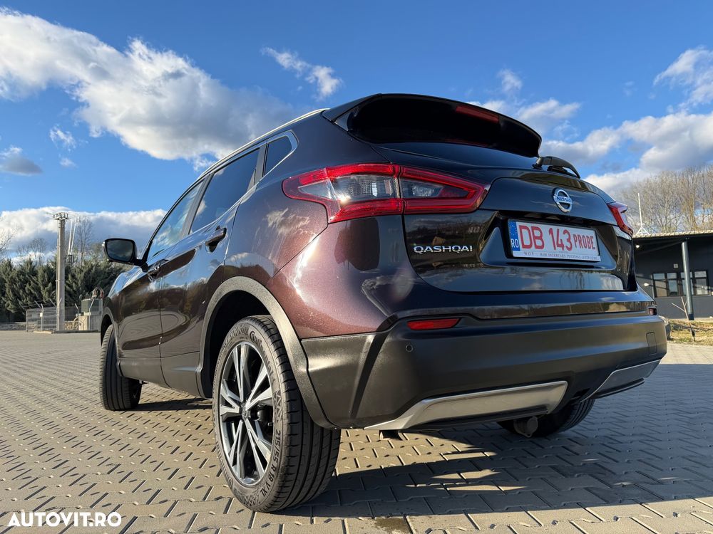 Nissan Qashqai 1.3 DIG-T N-CONNECTA - 38
