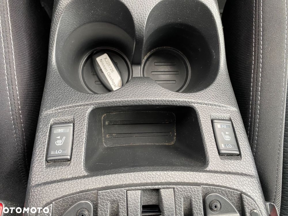 Nissan Qashqai 1.6 DIG-T N-Connecta - 35