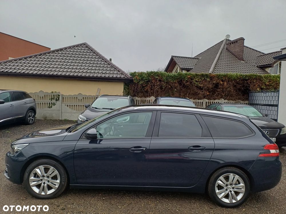 Peugeot 308 SW PureTech 110 Stop & Start Allure - 3