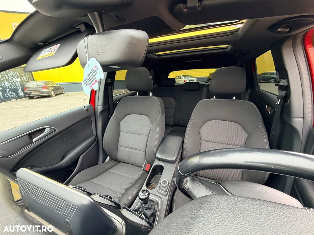 Mercedes-Benz B 180 - 15