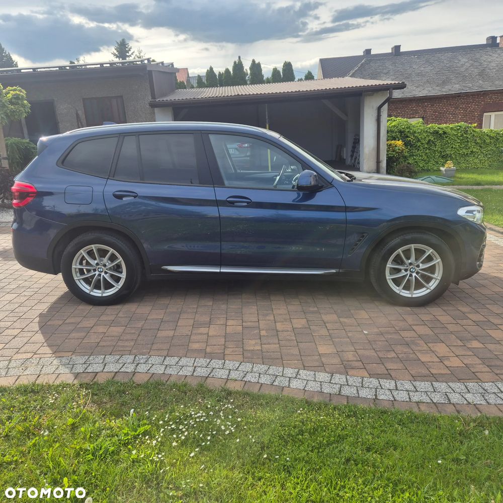 BMW X3 sDrive18d MHEV Business Edition - 32