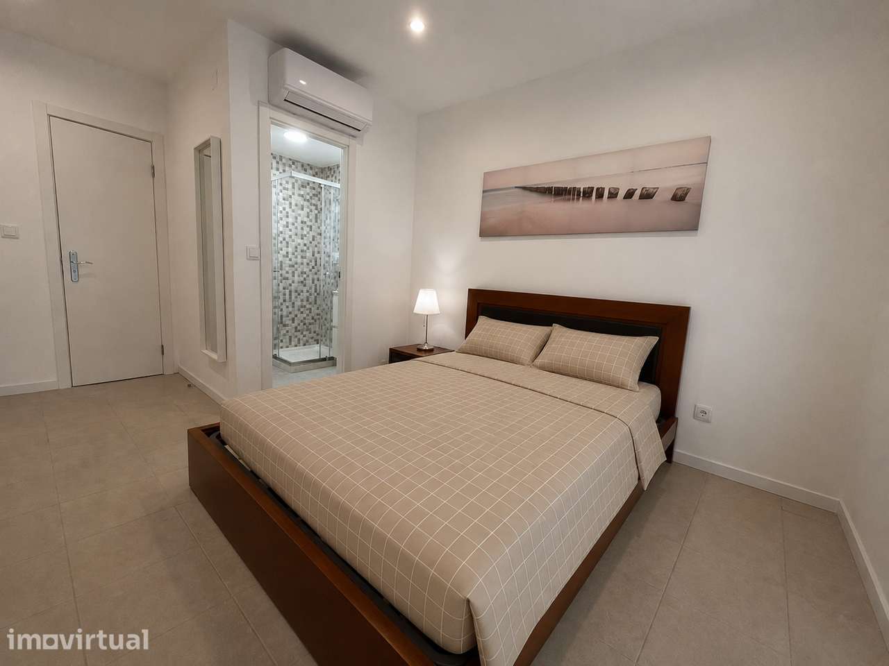 Quarto com WC privativo - Grande imagem: 2/5