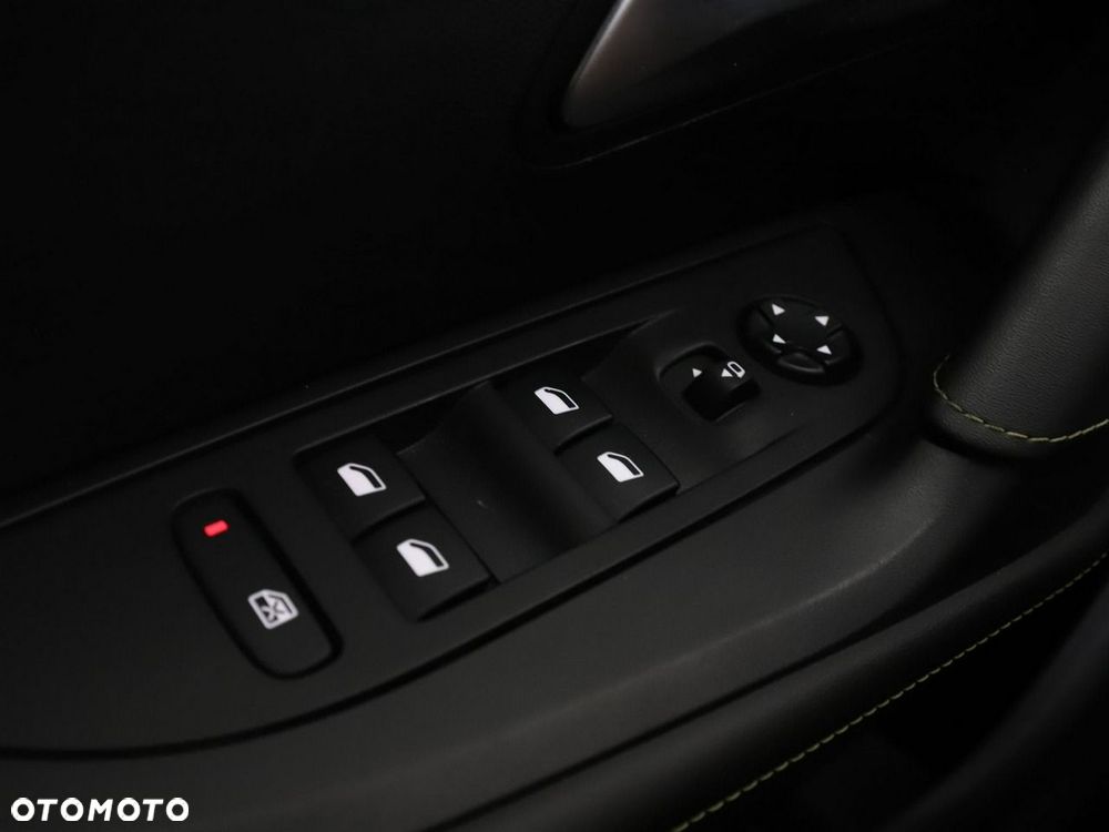 Peugeot 2008 1.2 PureTech GT Line S&S EAT8 - 38