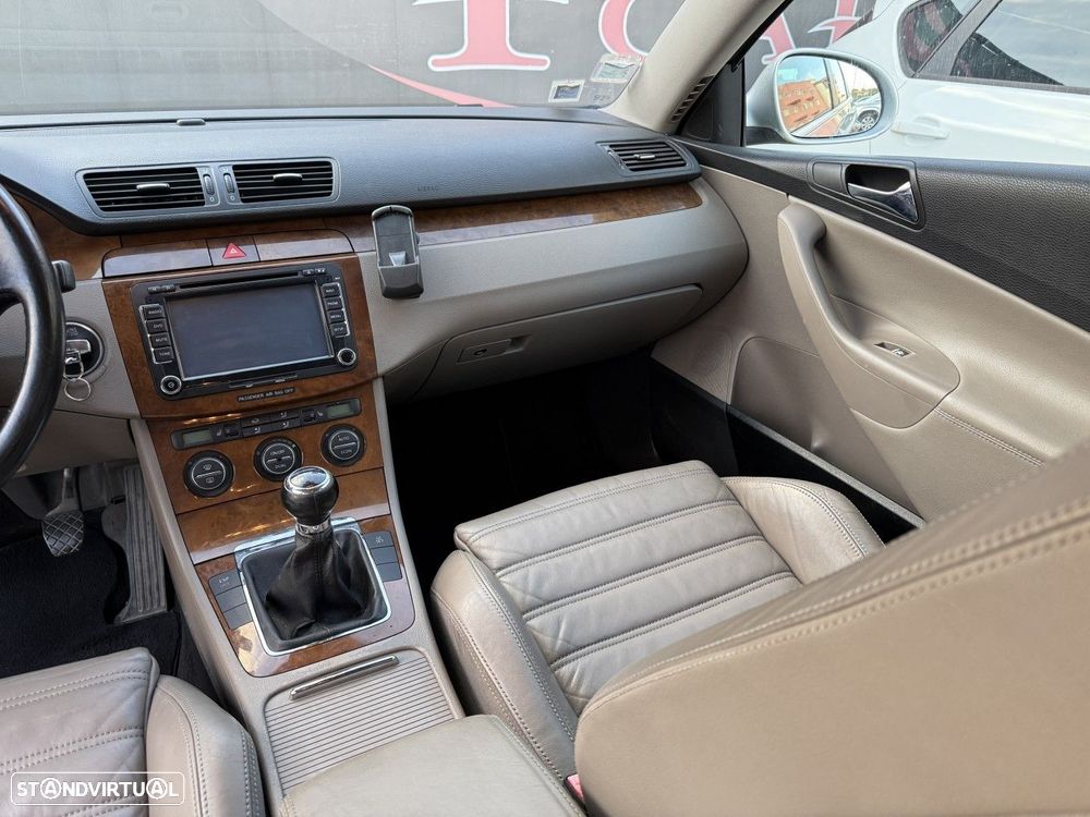 VW Passat Variant 2.0 TDI 4M Highline IM - 9