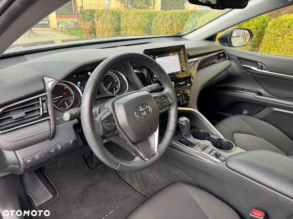 Toyota Camry 2.5 Hybrid Comfort CVT - 11