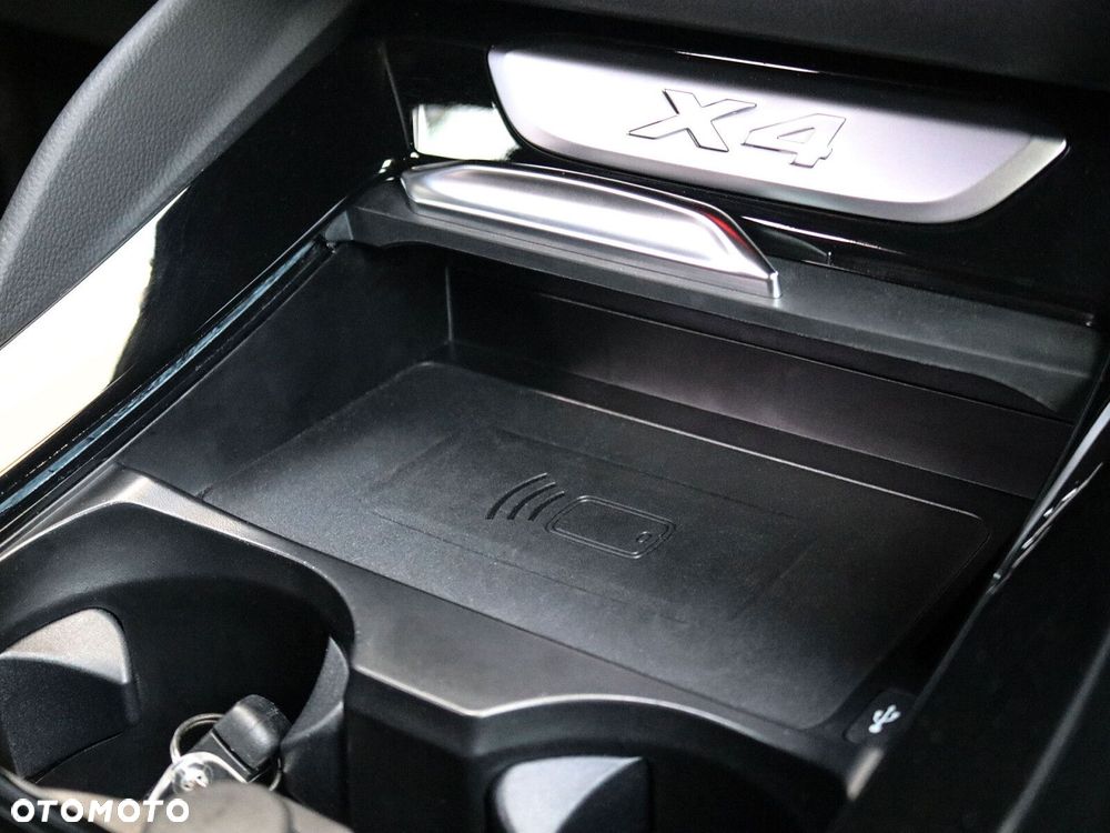 BMW X4 - 25