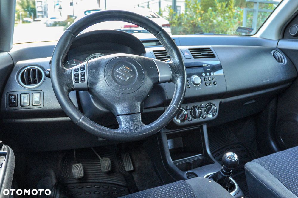 Suzuki Swift - 9