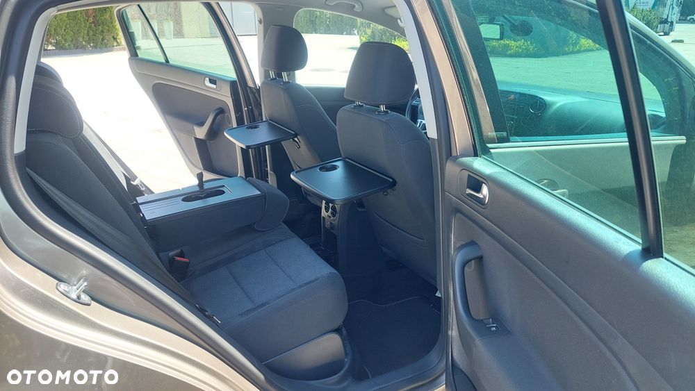 Volkswagen Golf Plus - 9