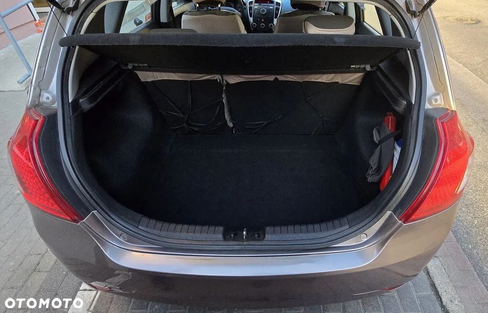 Kia Ceed 1.6 Crdi S Euro2012 - 7