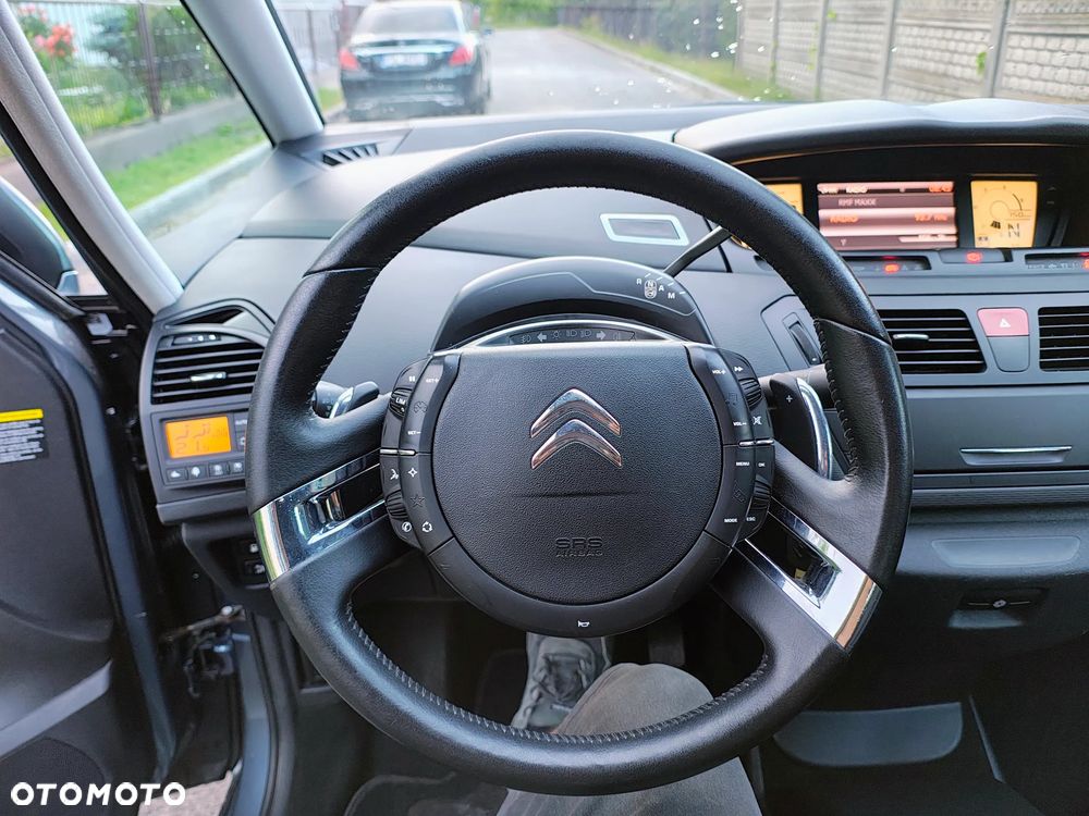 Citroën C4 Picasso 2.0 HDi FAP Exclusive - 17