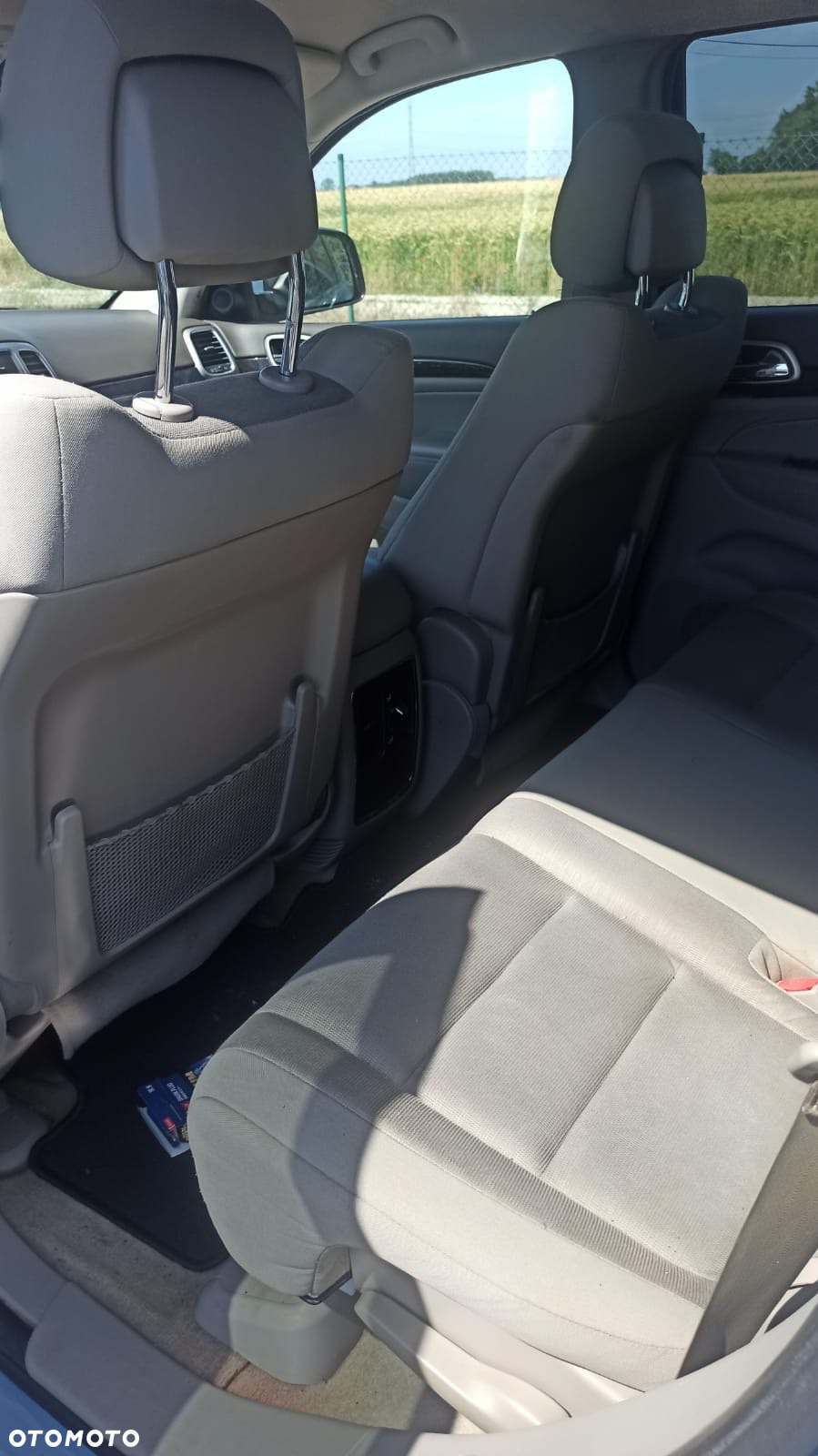 Jeep Grand Cherokee - 12