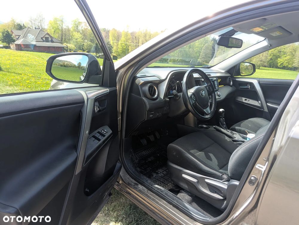 Toyota RAV4 2.0 Active 4x4 - 6
