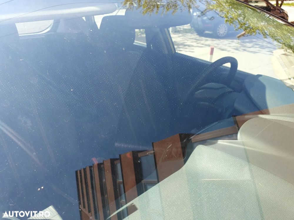 Ford Fiesta 1.25i Trend - 12