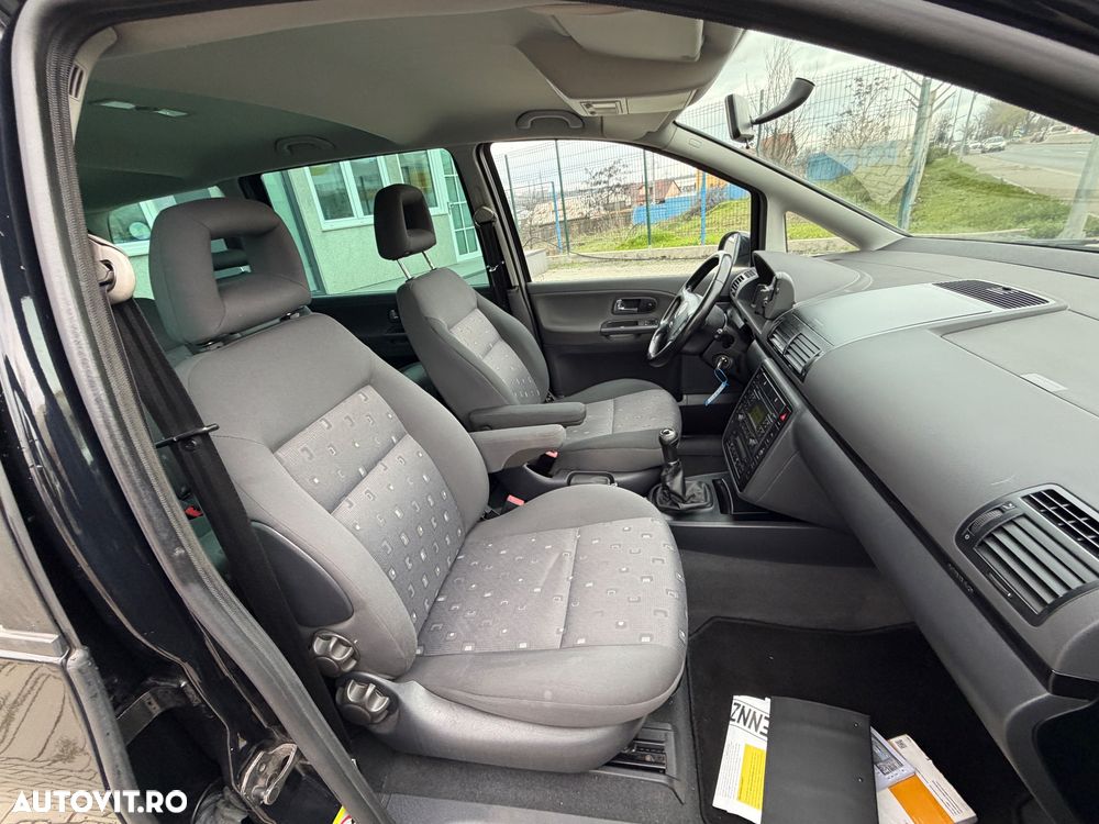 Volkswagen Sharan 2.0 TDI DPF BlueMotion Comfortline - 36