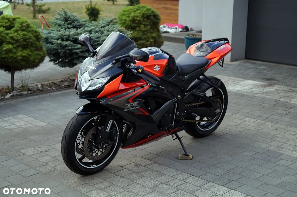 Suzuki GSX-R - 3