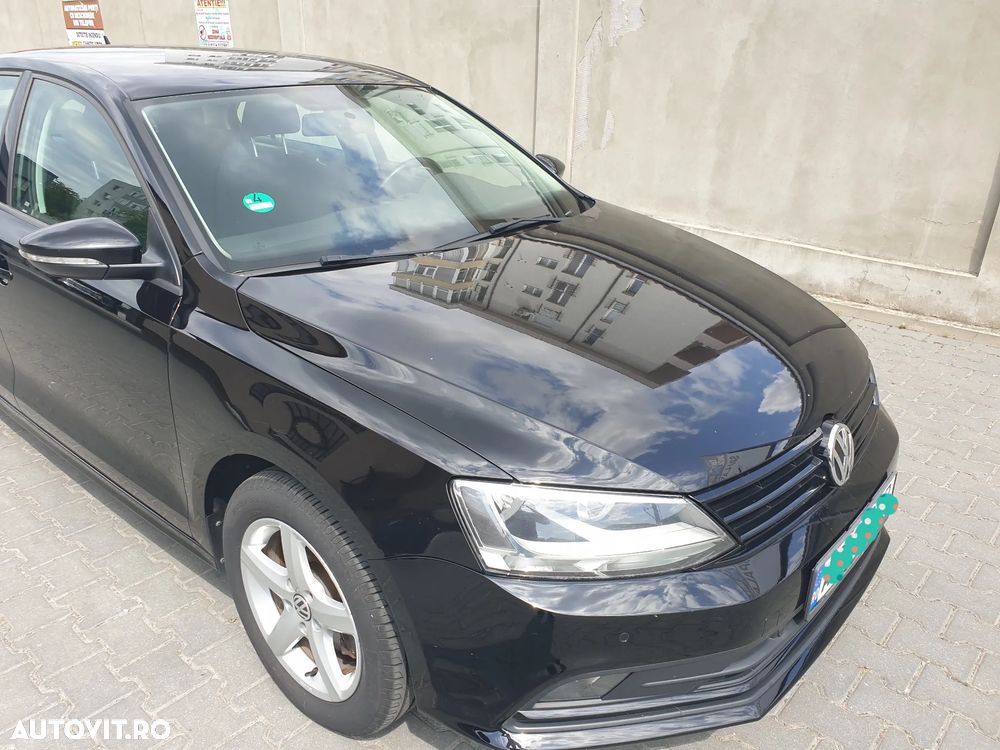 Volkswagen Jetta 1.2 TSI Comfortline - 1