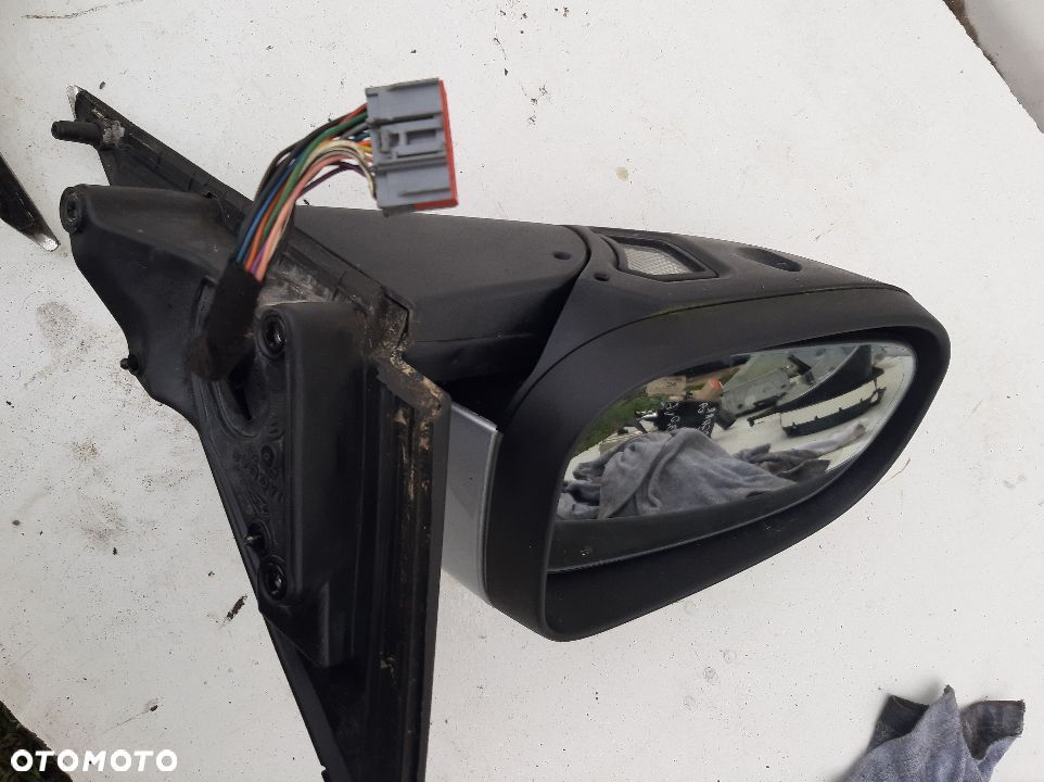 LUSTERKO LEWE PRZEDNIE JAGUAR XF X250 MEE 17-PIN - 3