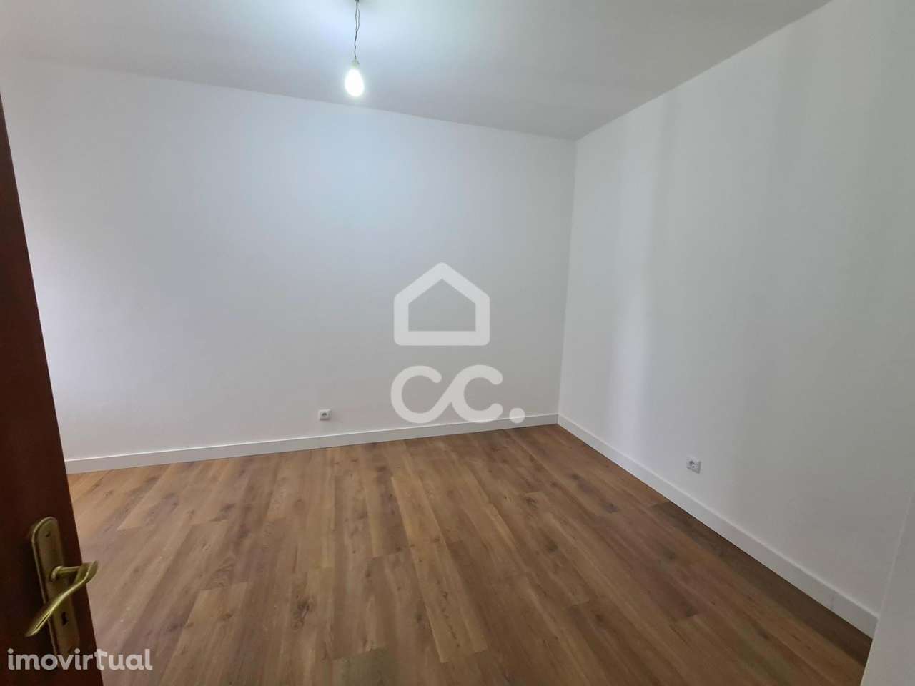 Apartamento T4 no centro de Macedo de Cavaleiros - Grande imagem: 3/9