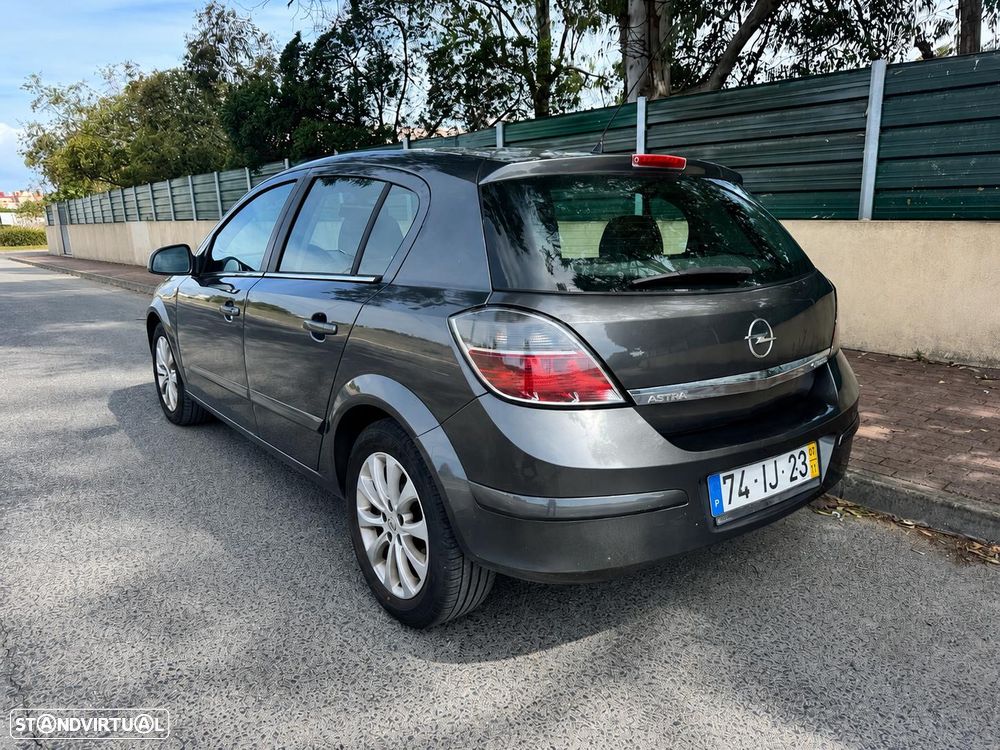 Opel Astra 1.7 CDTi Cosmo ecoFLEX - 3