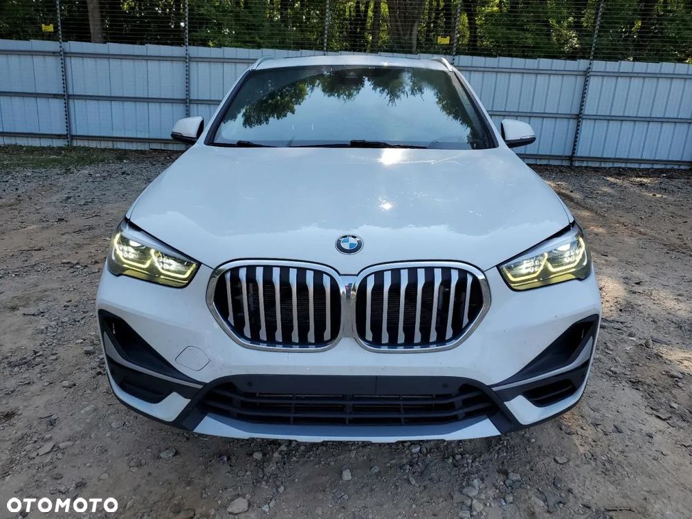 BMW X1 xDrive25i GPF Advantage - 5