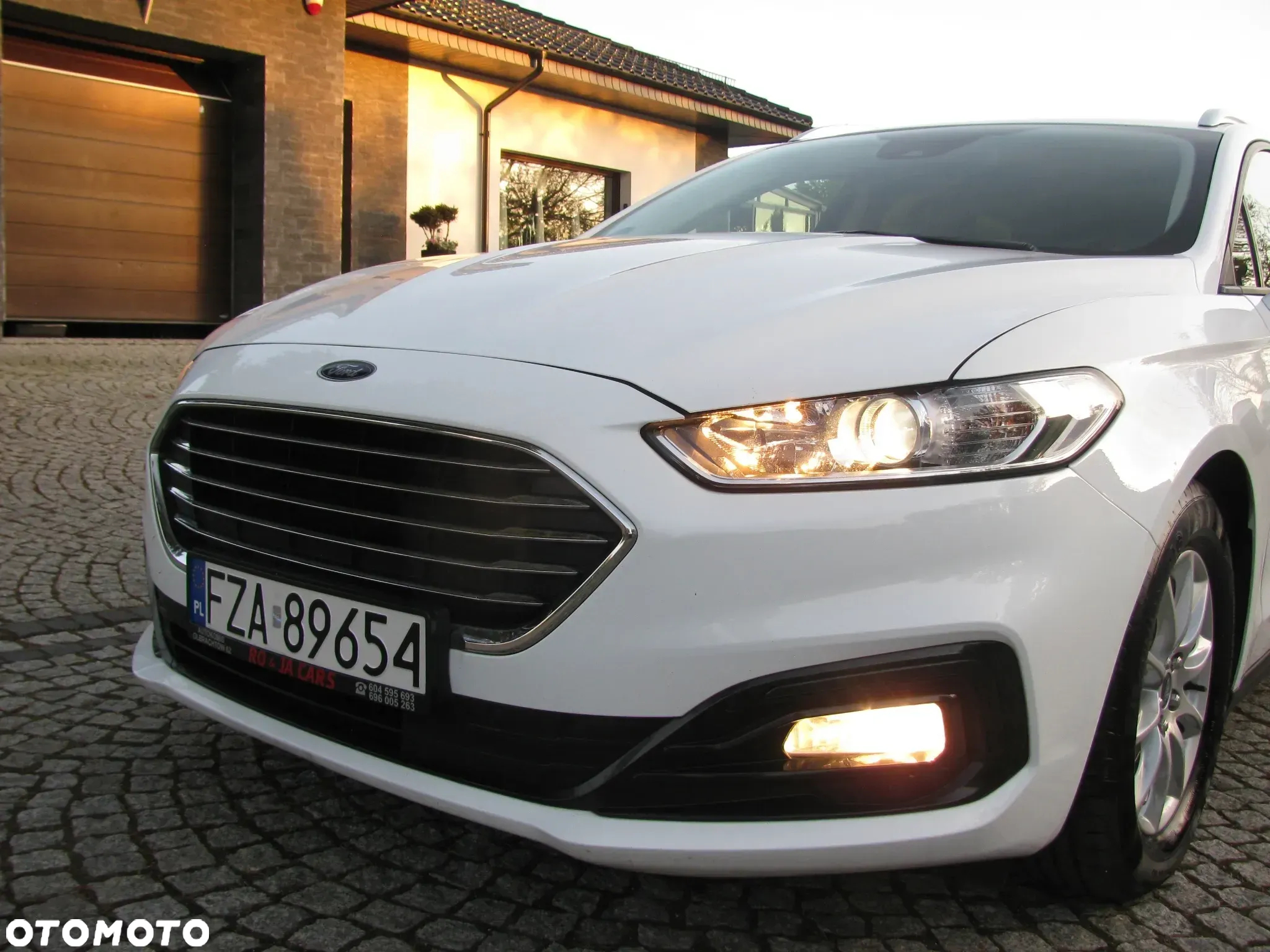 Ford Mondeo - 34
