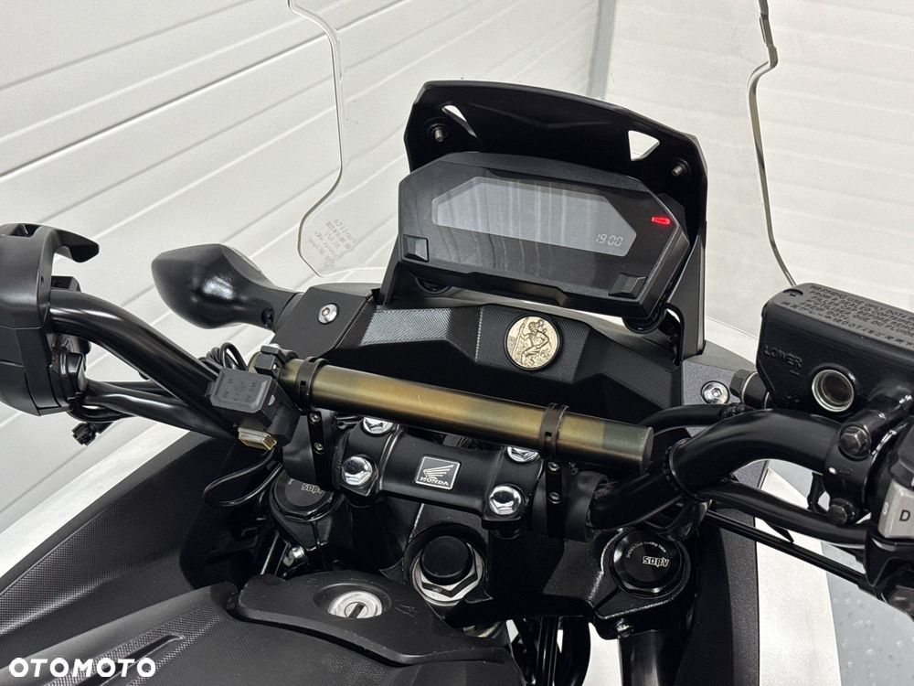 Honda NC - 18