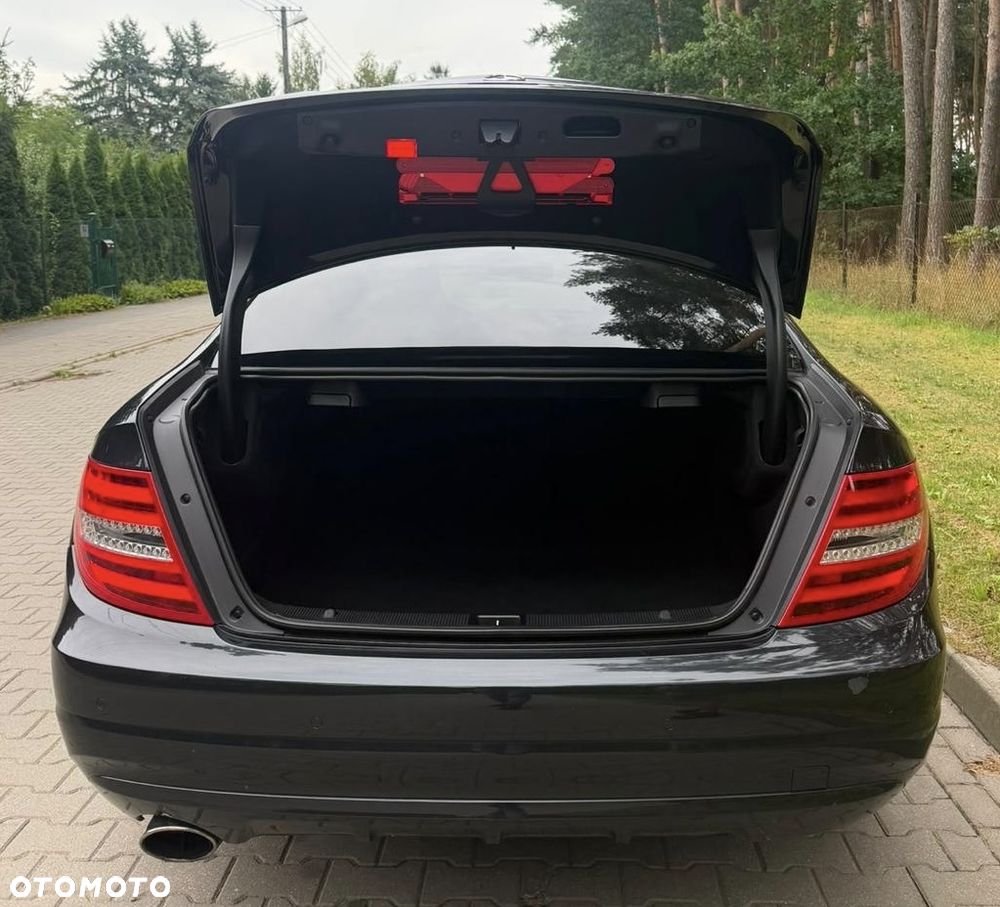 Mercedes-Benz Klasa C 180 BlueEFFICIENCY 7G-TRONIC - 9