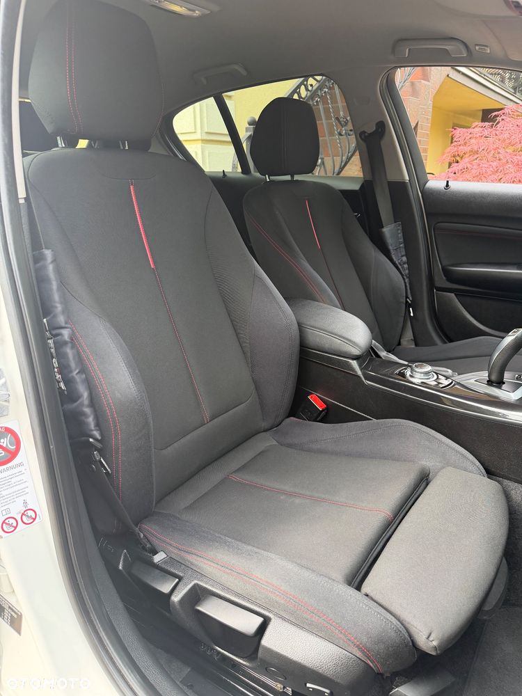 BMW Seria 1 120d Sport Line - 28
