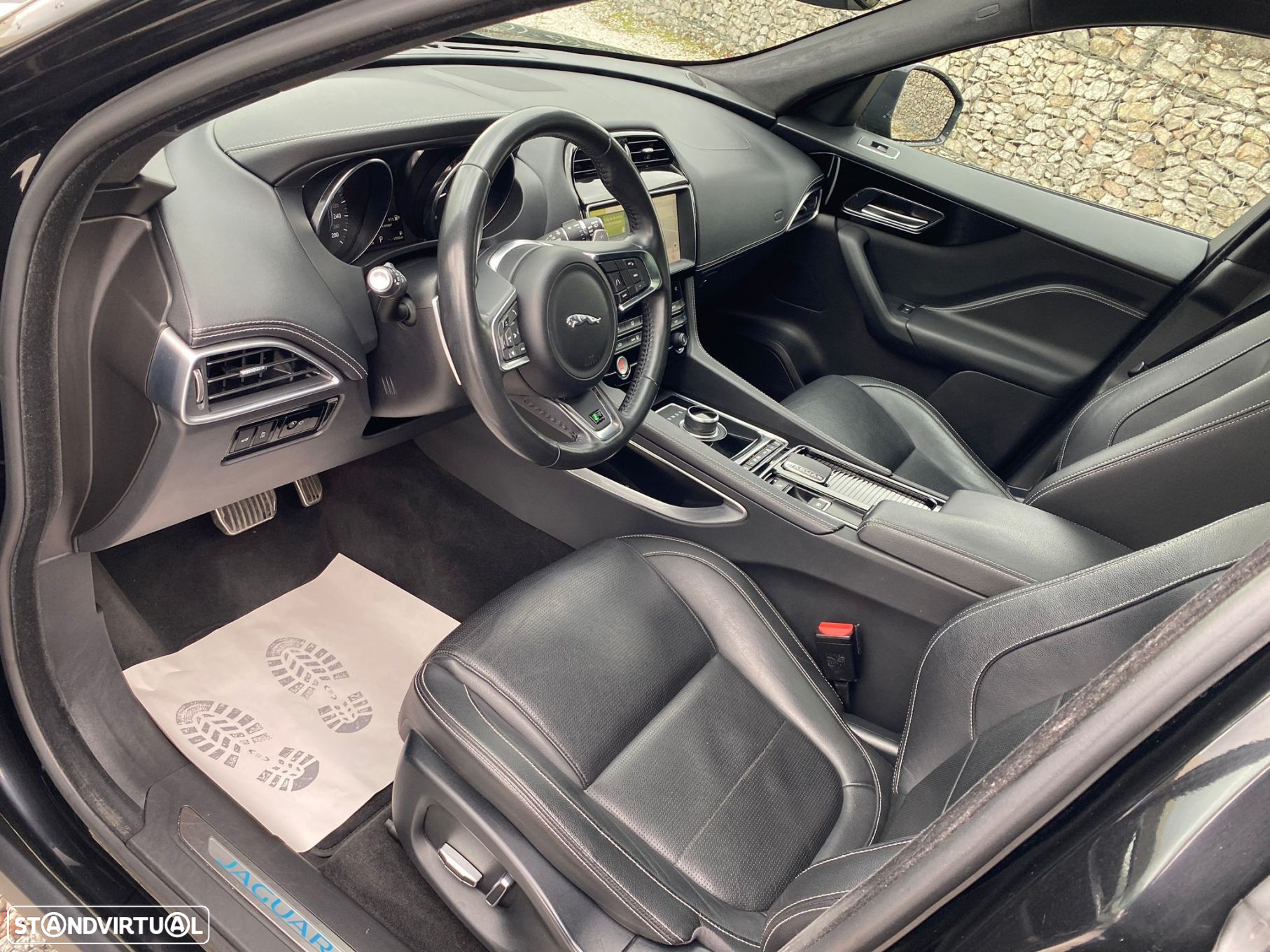 Jaguar F-Pace 2.0 i4D R-Sport Aut. - 7