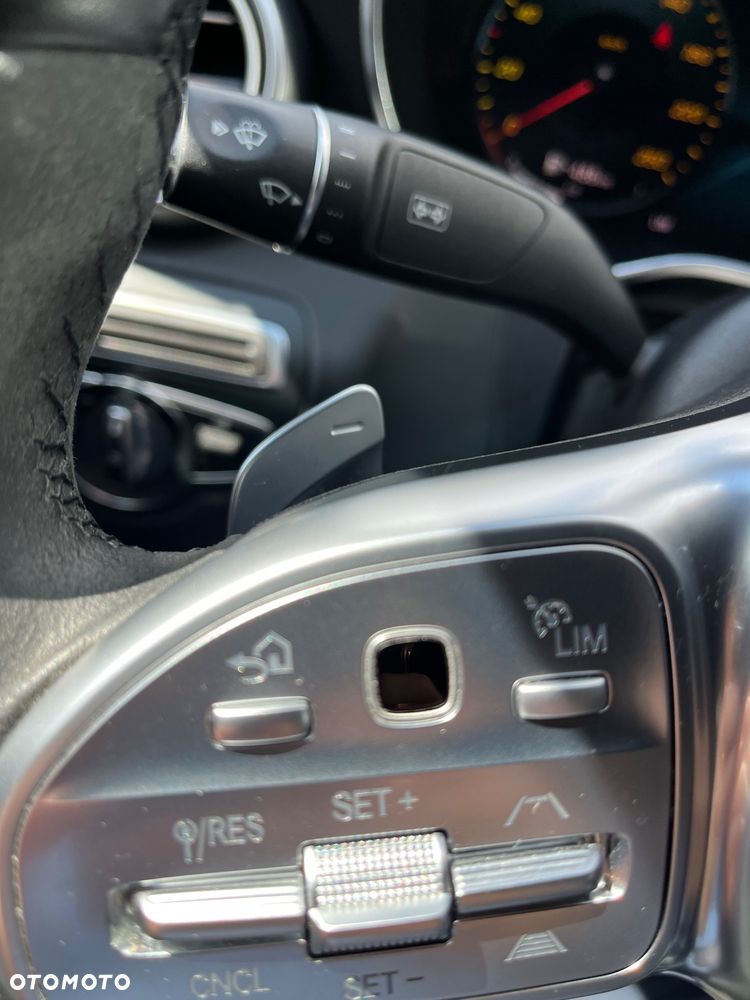 Mercedes-Benz Klasa C 220 d 9G-TRONIC AMG Line - 19