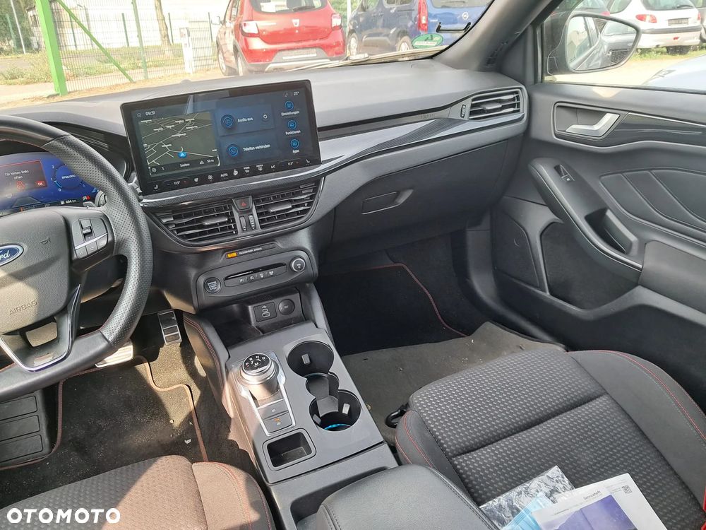 Ford Focus - 12