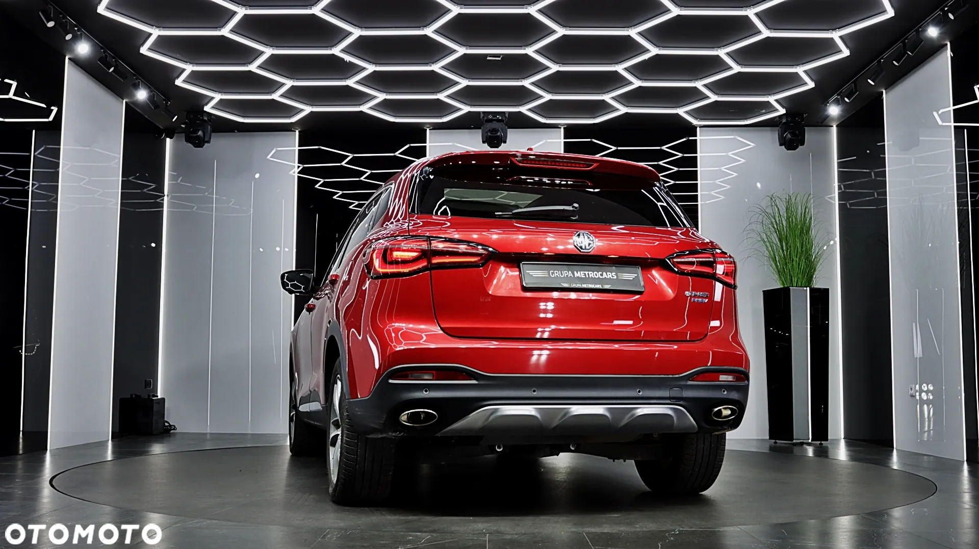 MG EHS 1.5T-GDI PHEV Luxury - 10